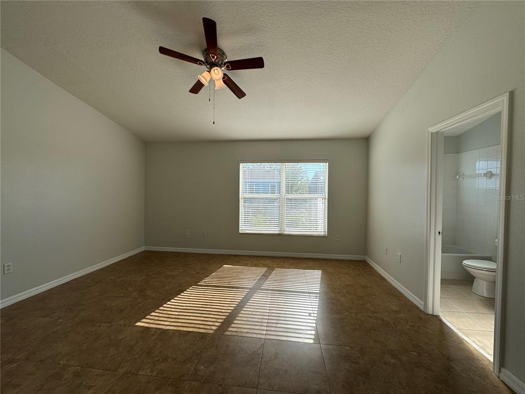 1561 Blue Magnolia Road Brandon, FL 33510 - Photo 19 of 31