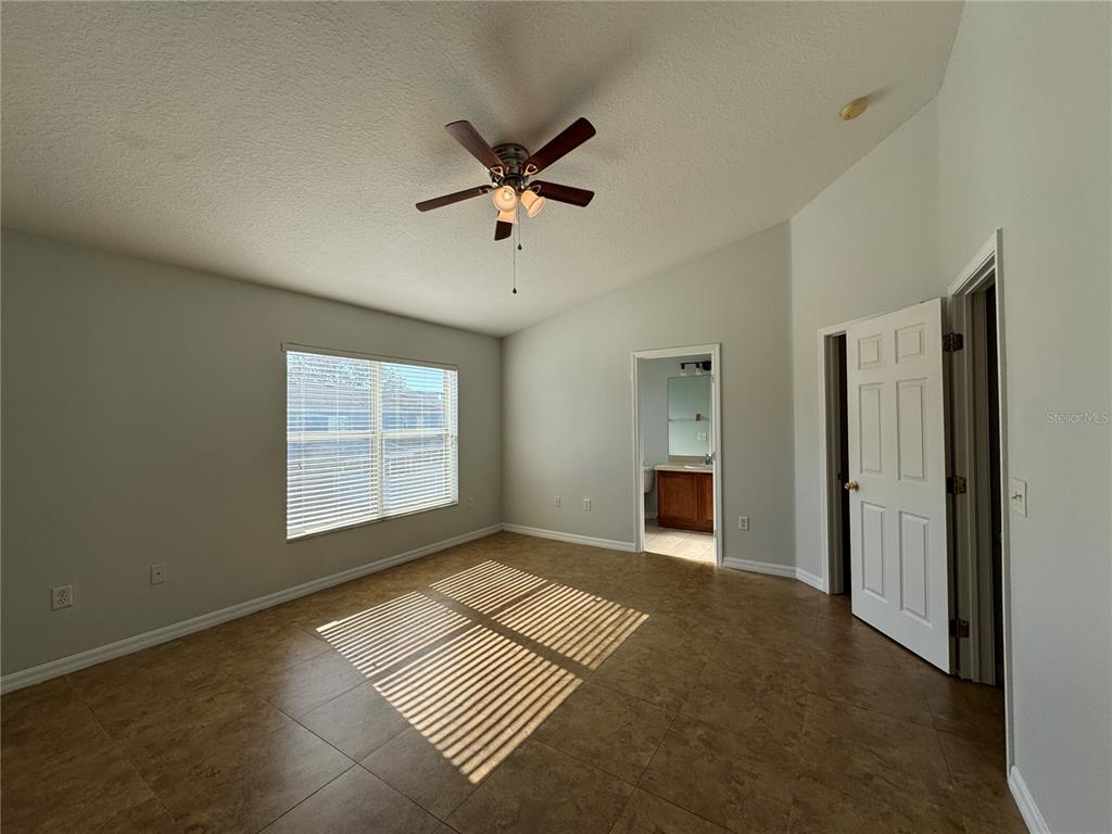 1561 Blue Magnolia Road Brandon, FL 33510 - Photo 20 of 31