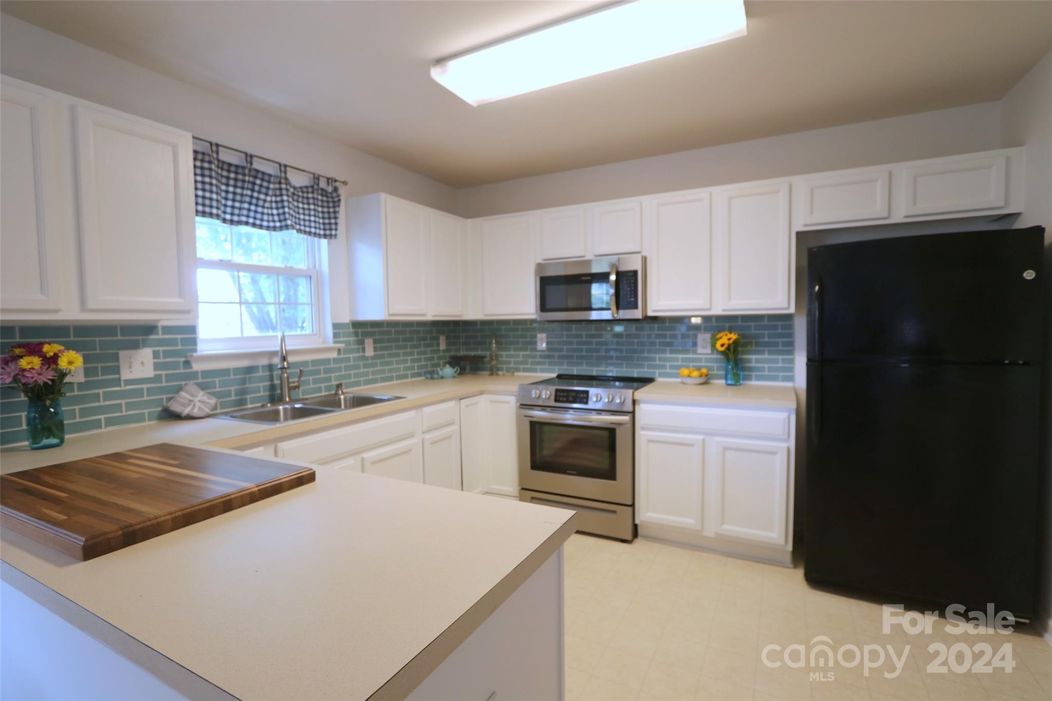 4427 Mariannes Ridge Road Charlotte, NC 28273 - Photo 10 of 41 Gallery Image 10