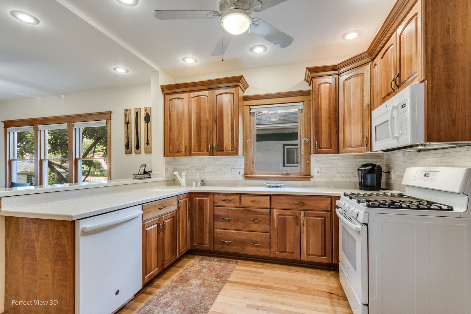 288 Gage Road Riverside, IL 60546 - Photo 7 of 31
