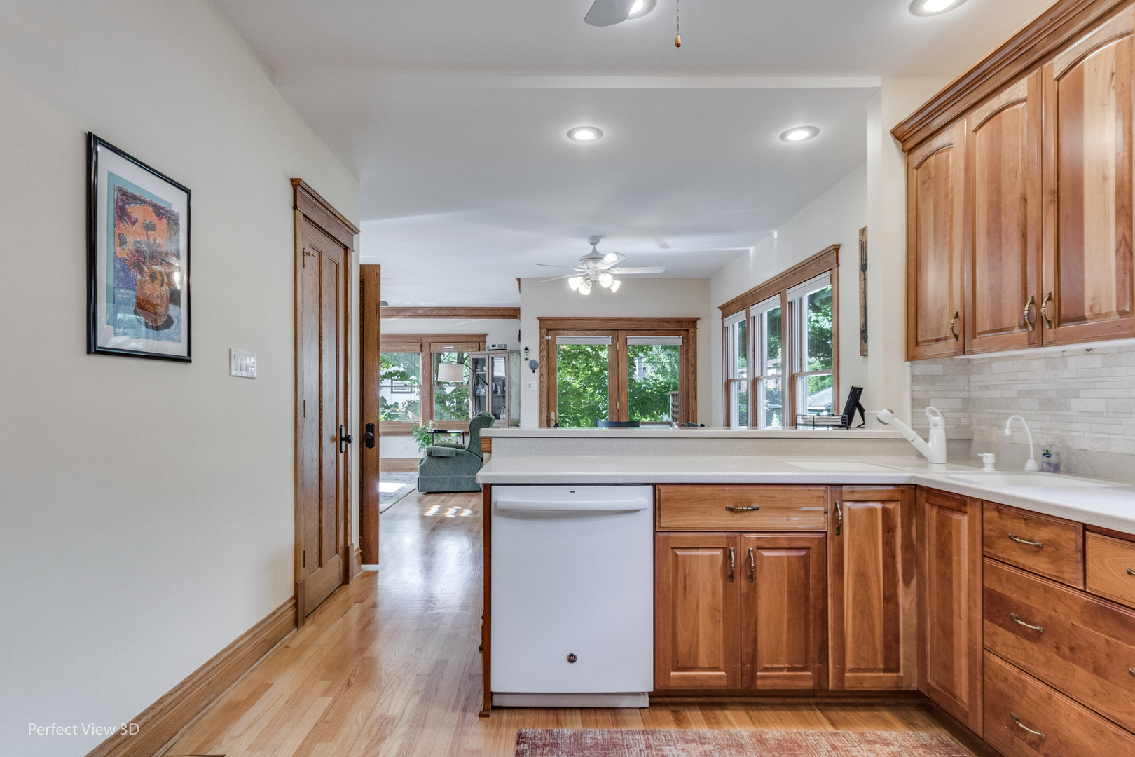 288 Gage Road Riverside, IL 60546 - Photo 8 of 31