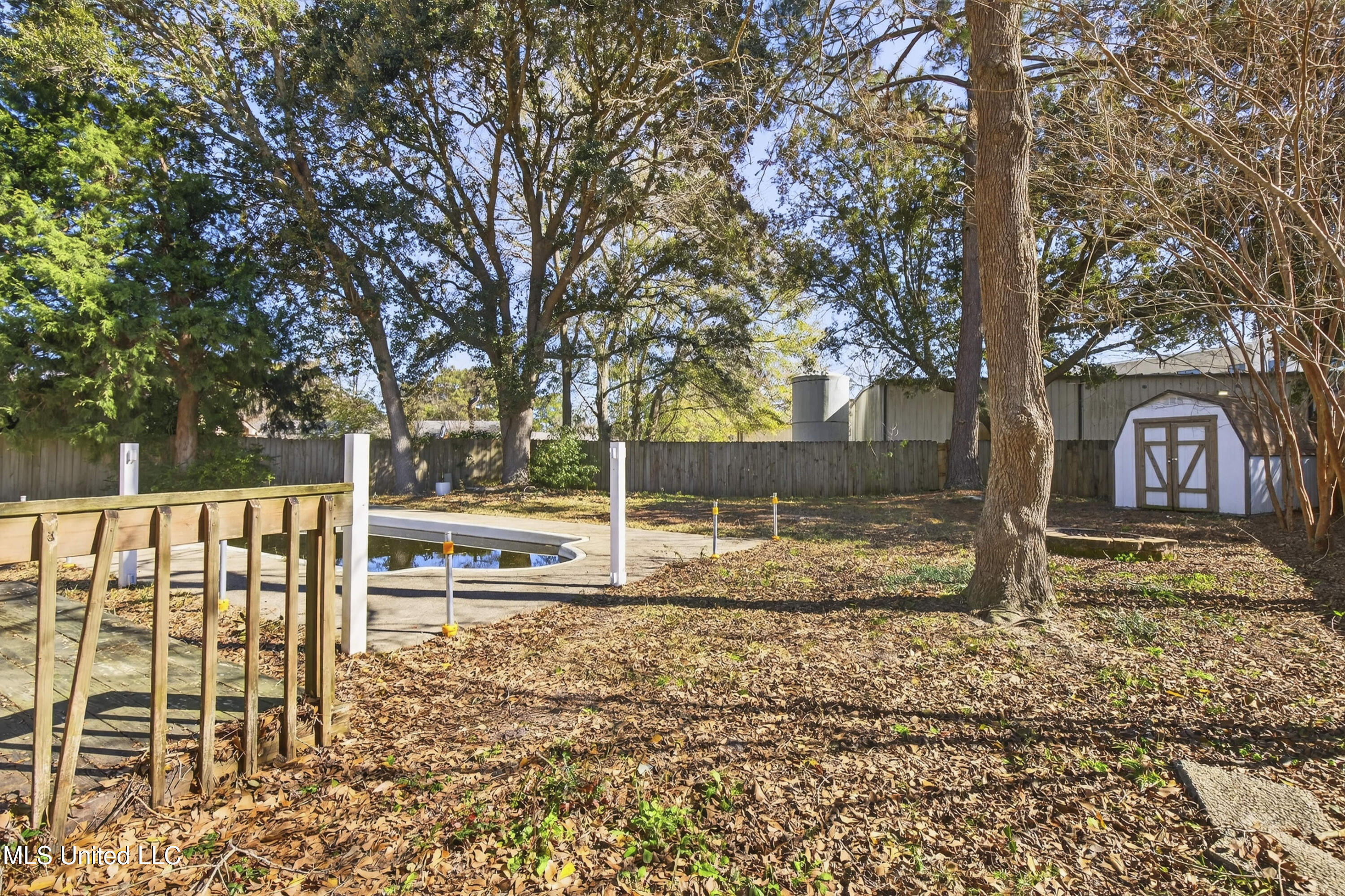 3306 Nottingham Road Ocean Springs, MS 39564 - Photo 31 of 38 3306NottinghamRd-31