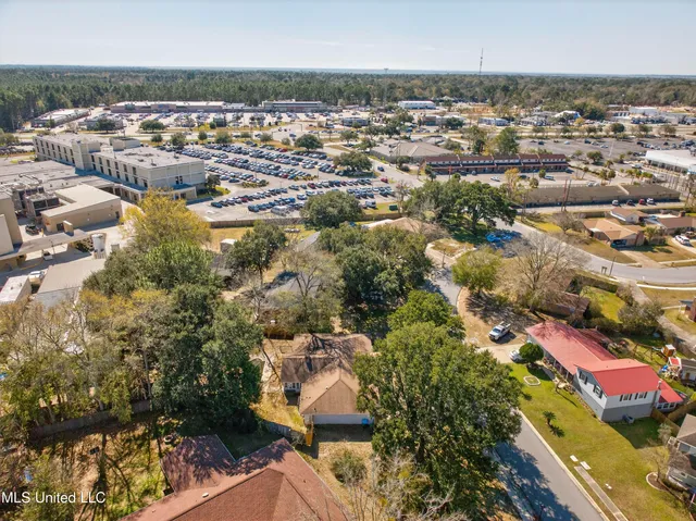 $272,000 | 3306 Nottingham Road, Ocean Springs, MS 39564