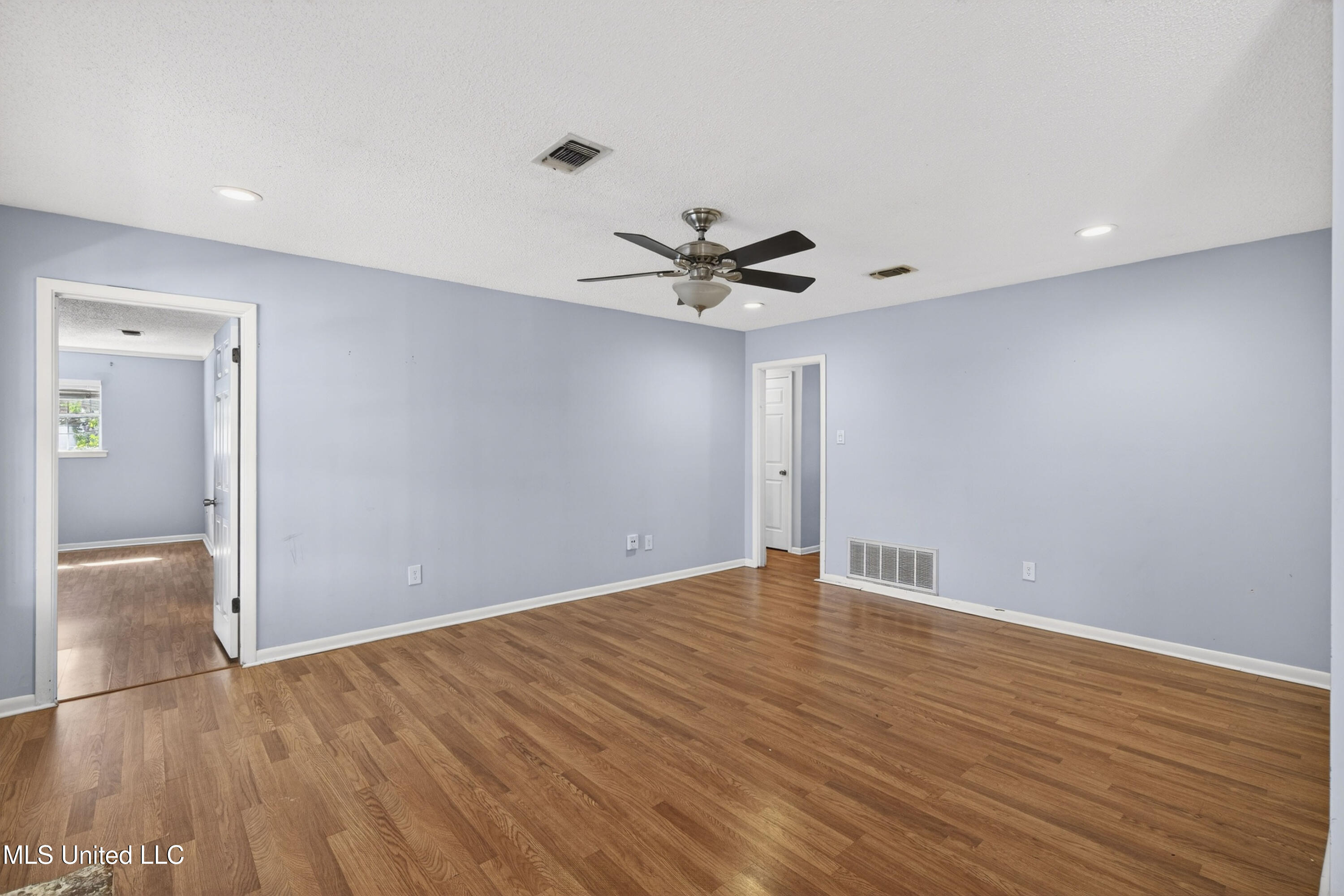 3306 Nottingham Road Ocean Springs, MS 39564 - Photo 7 of 38 3306NottinghamRd-7