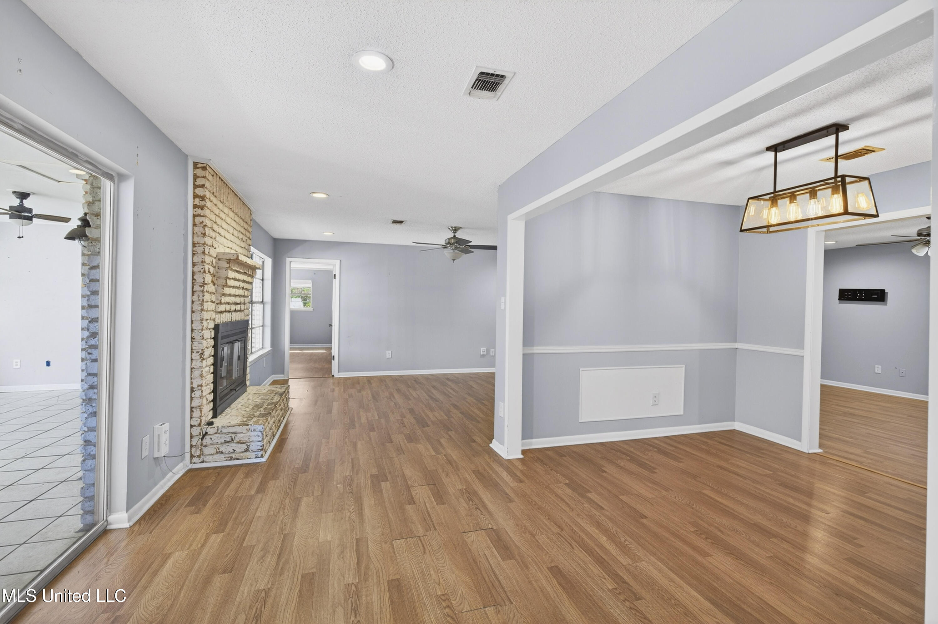 3306 Nottingham Road Ocean Springs, MS 39564 - Photo 9 of 38 3306NottinghamRd-9