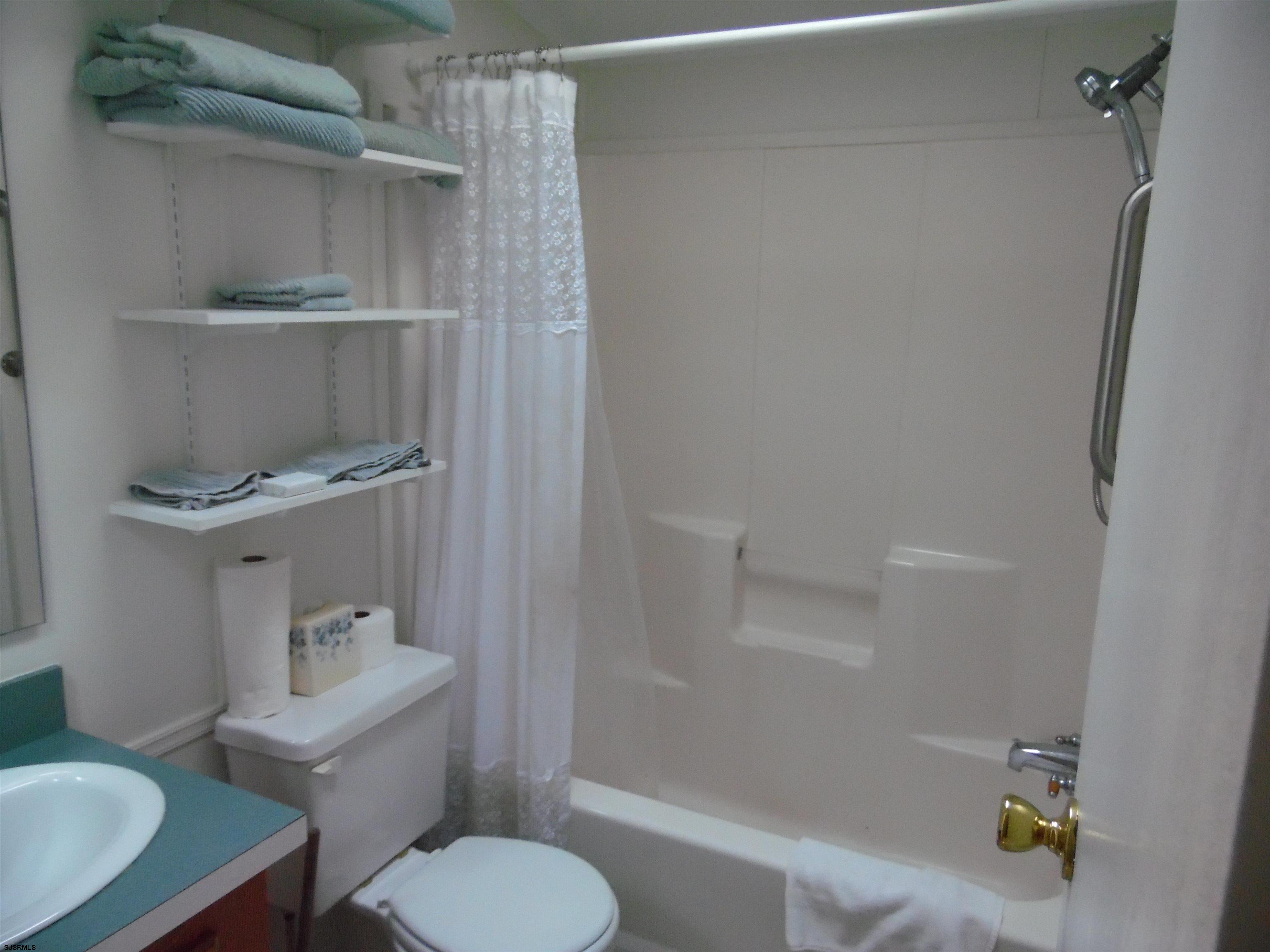 82 Elm Street Absecon, NJ 08205 - Photo 6 of 19