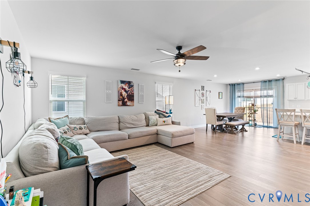 7235 Parchment Circle Ruther Glen, VA 22546 - Photo 4 of 18