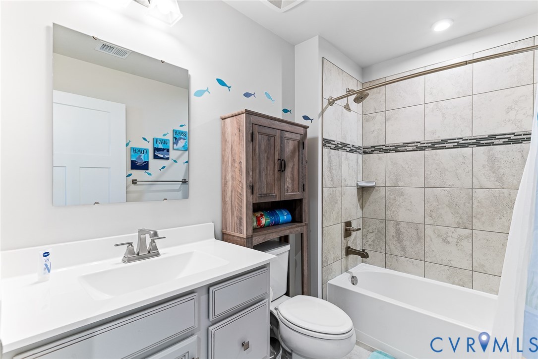 7235 Parchment Circle Ruther Glen, VA 22546 - Photo 9 of 18