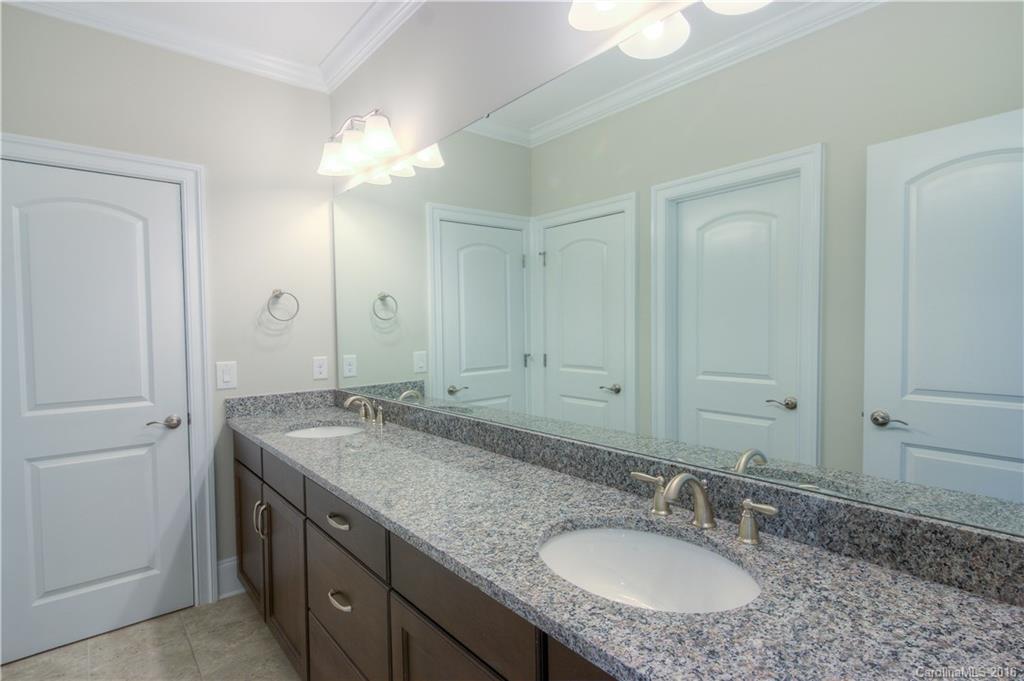 149 Forsythia Lane, Unit 688 Tega Cay, SC 29708 - Photo 12 of 24 Gallery Image 12