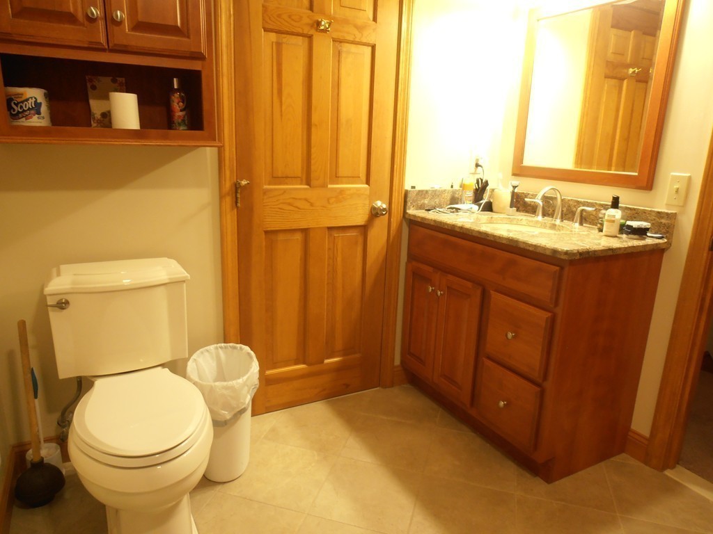 12 Merriam Way Upton, MA 01568 - Photo 18 of 28 Gallery Image 18