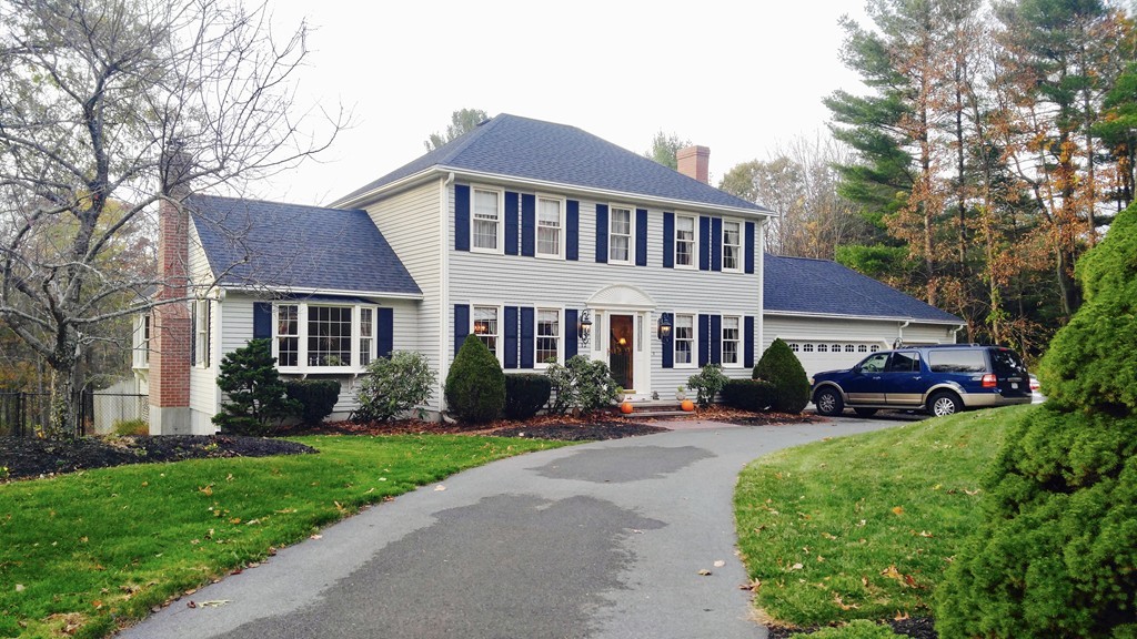 12 Merriam Way Upton, MA 01568 - Photo 2 of 28 Gallery Image 2
