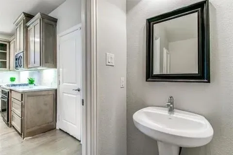 $485,000 | 4667 A Dozier Road, Carrollton, TX 75010