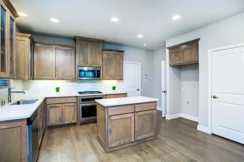 4667 A Dozier Road Carrollton, TX 75010 - Photo 8 of 20