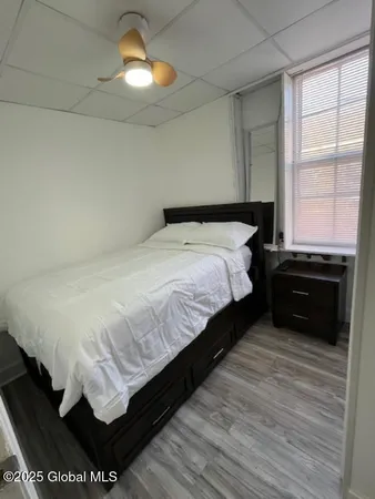 $1,850 | 189 Hill Street, Unit 2, Troy, NY 12180