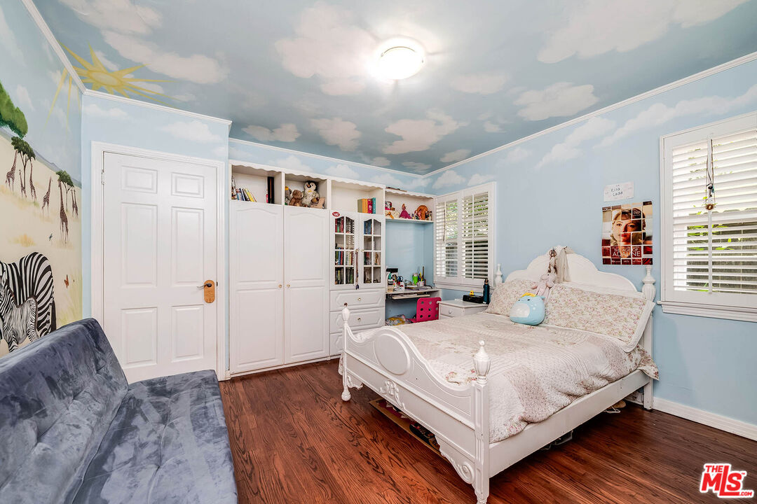 11146 Valley Spring Lane Studio City, CA 91602 - Photo 22 of 58