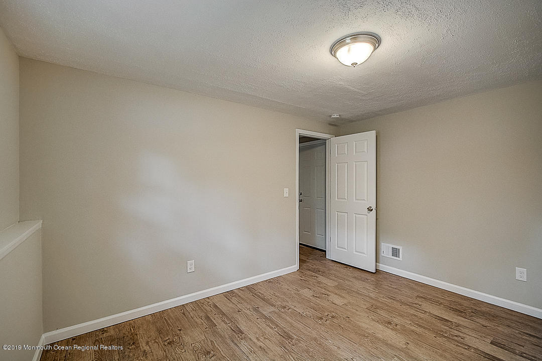 24 Pine Road Howell, NJ 07731 - Photo 16 of 21 Pine Rd - MLS-33