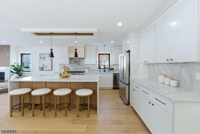 $1,995,000 | 7 Willow Street, Millburn, NJ 07041