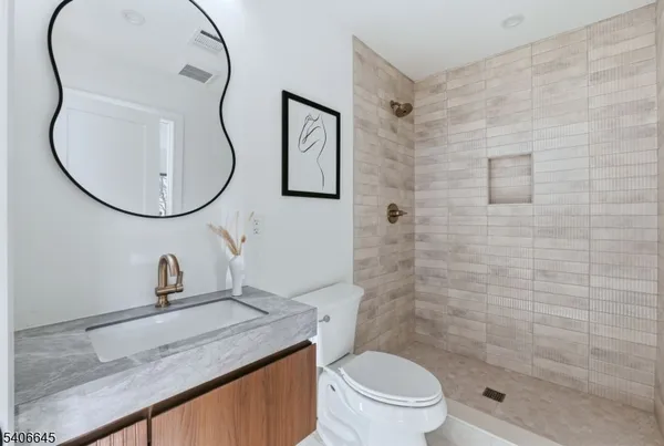 $1,888,000 | 7 Willow Street, Millburn, NJ 07041