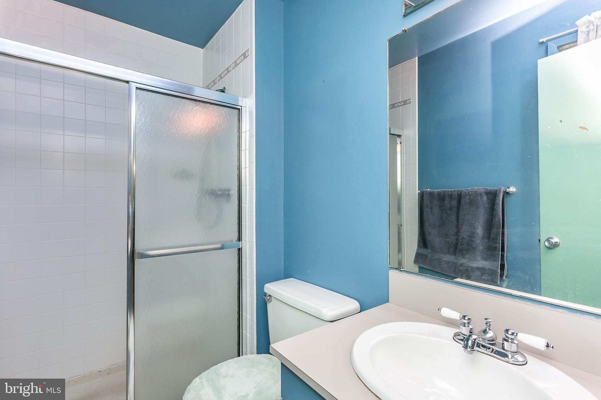 1947 Greenberry Road Baltimore, MD 21209 - Photo 15 of 33 Gallery Image 15