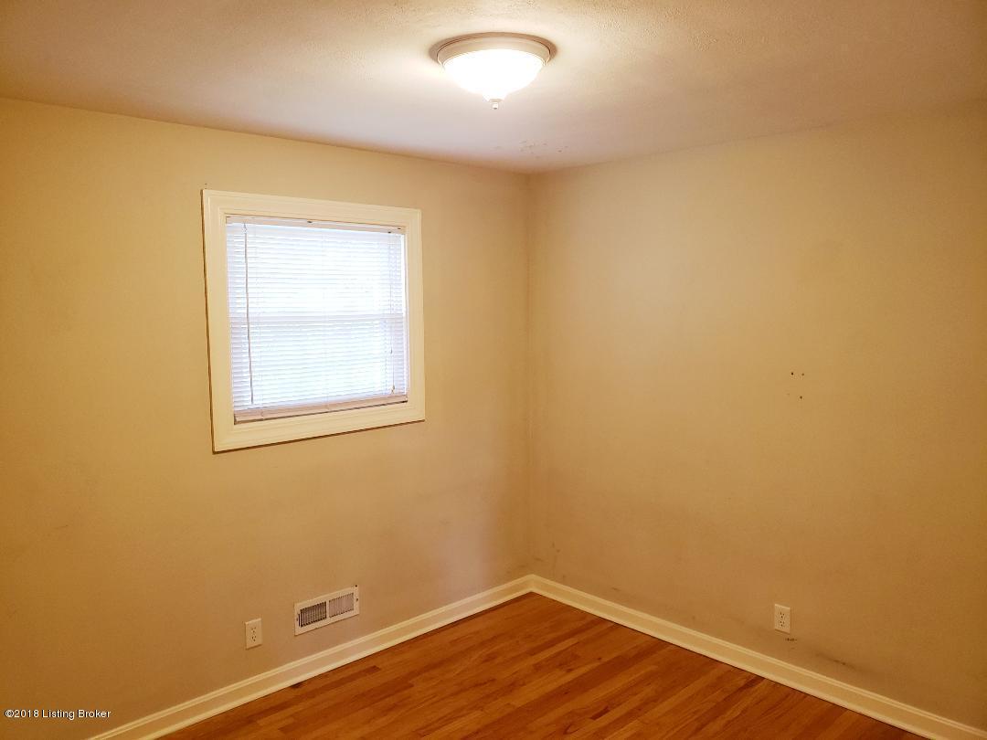 2617 Harmony Road Louisville, KY 40299 - Photo 10 of 19 20180831_085231