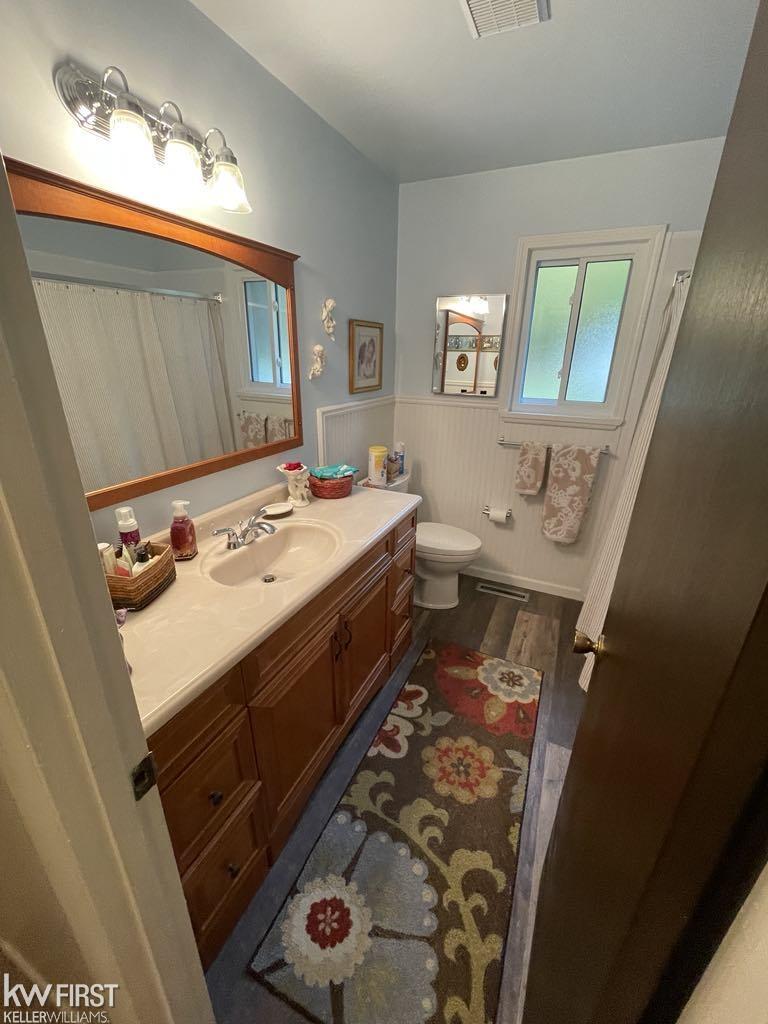 1231 Elms Road Flint, MI 48532 - Photo 17 of 30