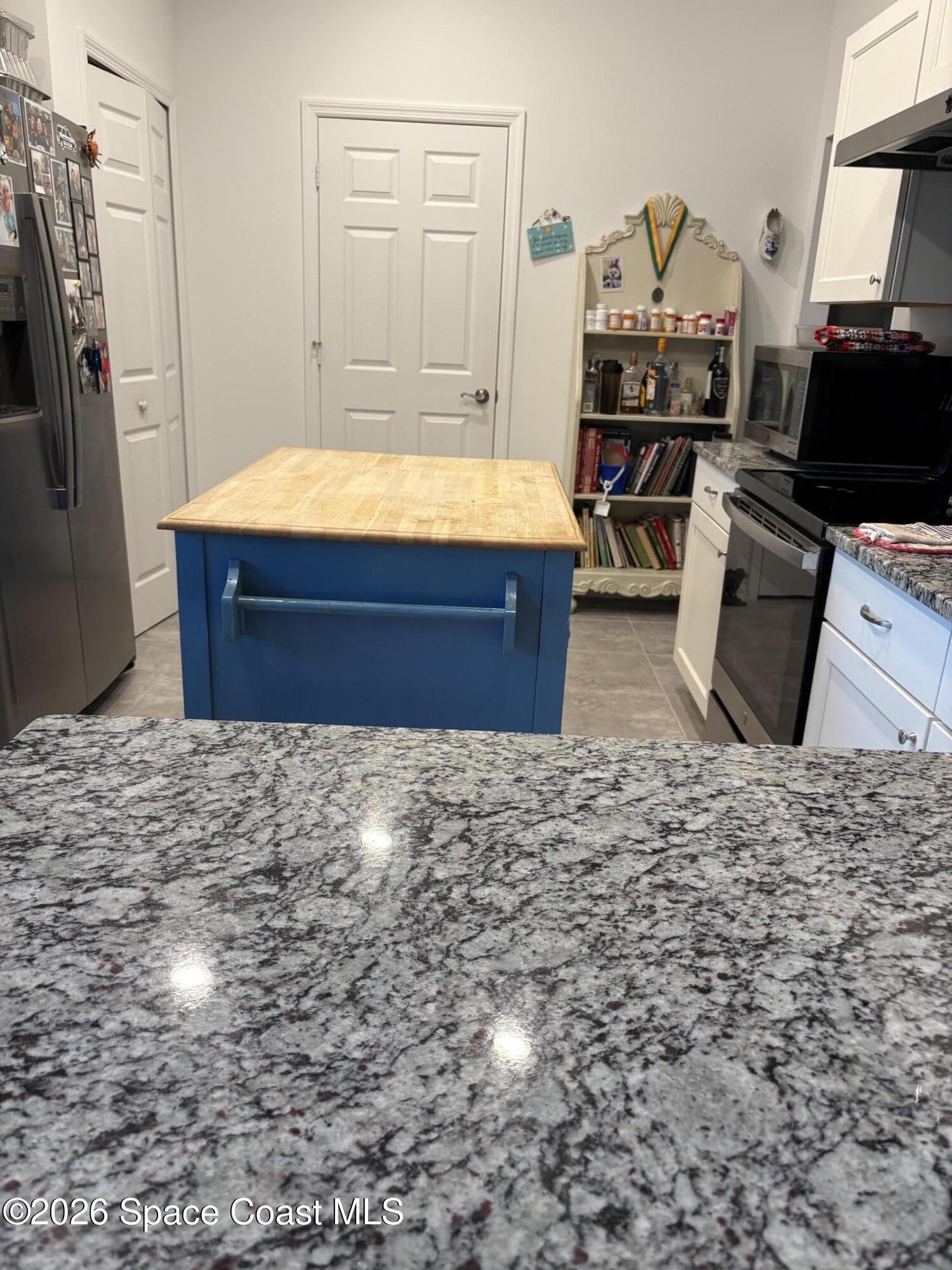 162 Mabry Street Sebastian, FL 32958 - Photo 11 of 23 Dian Kitchen 7