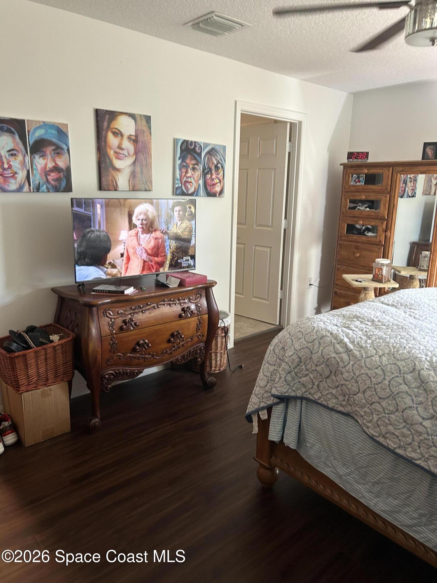 162 Mabry Street Sebastian, FL 32958 - Photo 4 of 23 Dian master bed with pictures