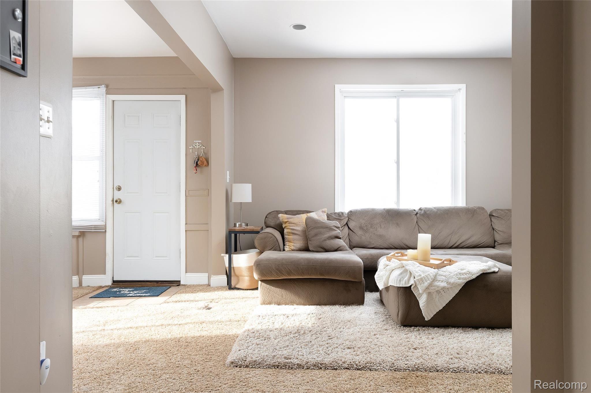 32 Stapleton Street Mount Clemens, MI 48043 - Photo 5 of 32 5.jpg