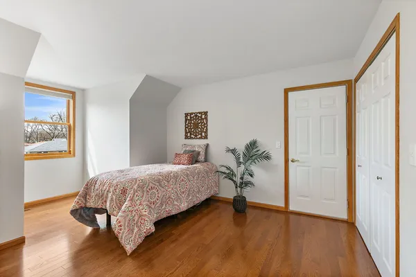 $625,000 | 227 Lincoln Street, Schaumburg, IL 60194