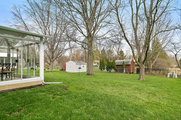 $625,000 | 227 Lincoln Street, Schaumburg, IL 60194