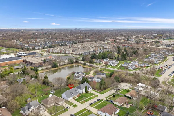 $625,000 | 227 Lincoln Street, Schaumburg, IL 60194