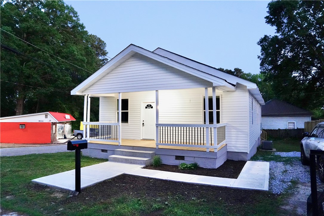 221 Foster Street Anderson, SC 29625 - Photo 3 of 26 Gallery Image 3