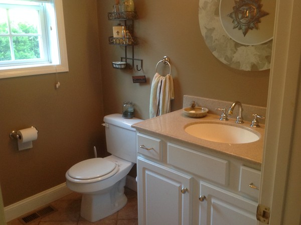 437 Mohawk Road Raynham, MA 02767 - Photo 12 of 18 Gallery Image 12