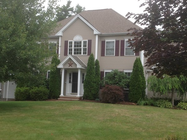 437 Mohawk Road Raynham, MA 02767 - Photo 2 of 18 Gallery Image 2