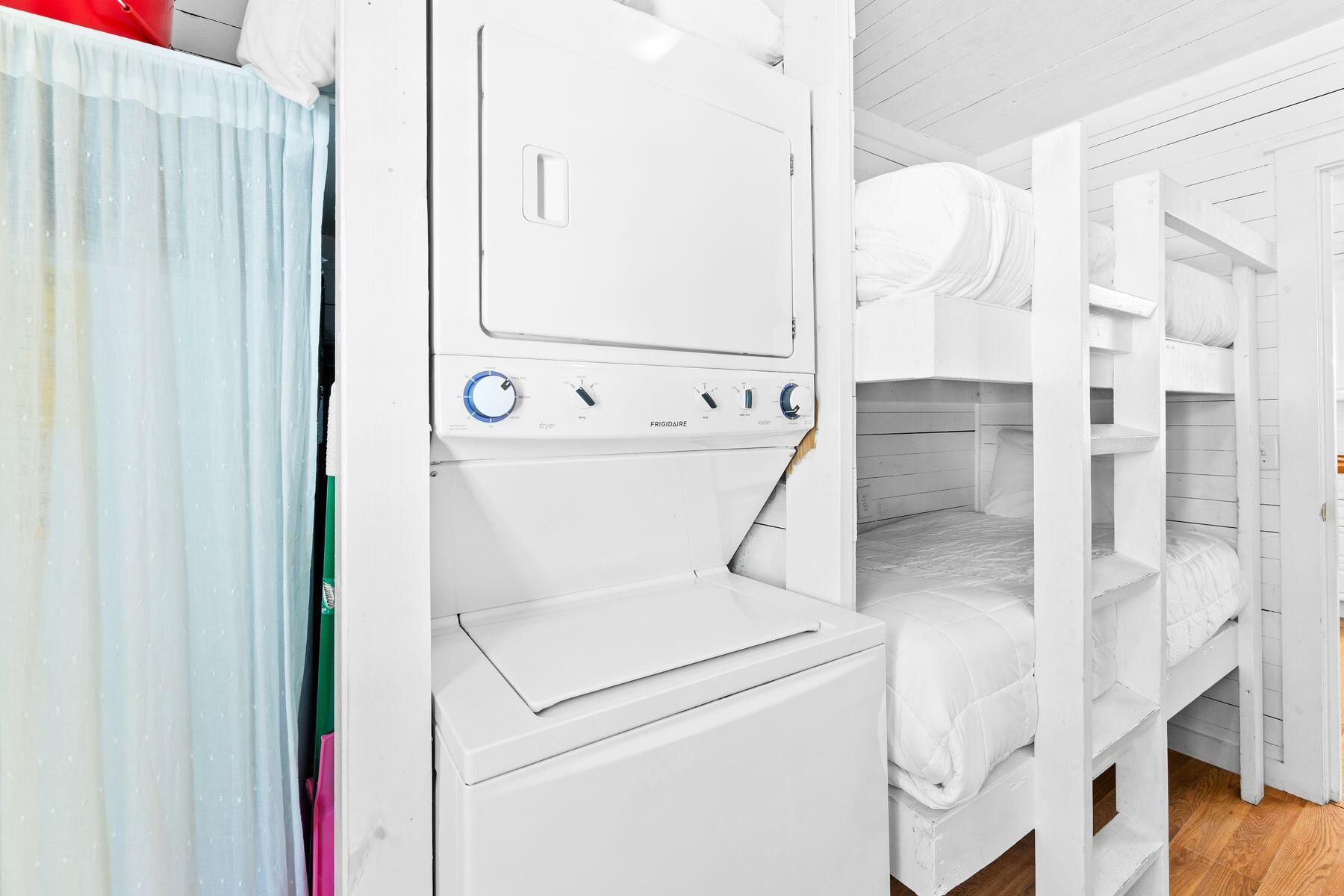147 Magnolia Street Santa Rosa Beach, FL 32459 - Photo 27 of 33 a utility room with dryer and washer