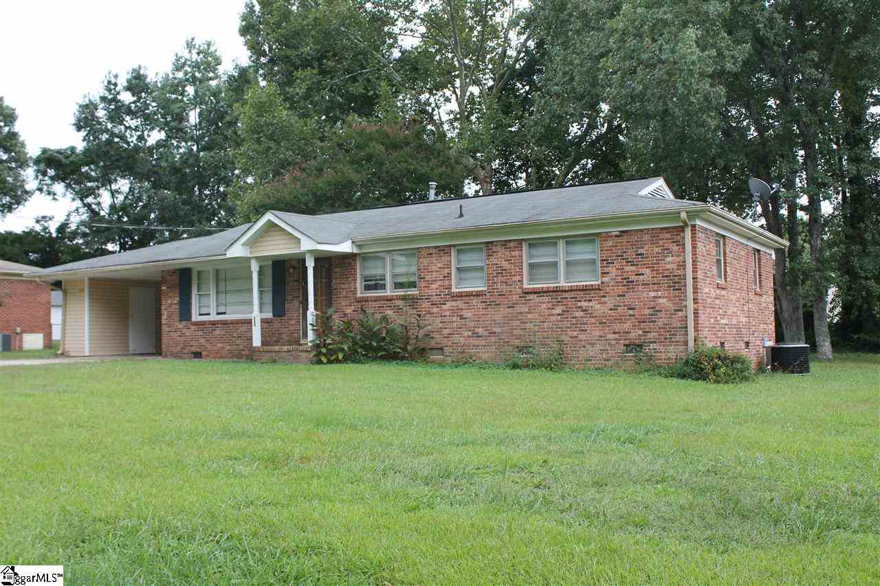 406 Mapleton Drive Greenville, SC 29607 - Photo 1 of 15