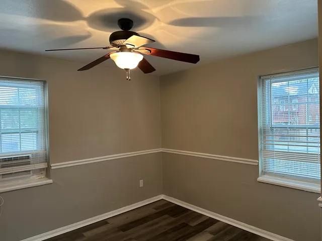 $1,195 | 1720 Grandin Road Southwest, Unit 19, Roanoke, VA 24015