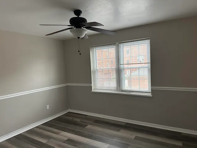 $1,195 | 1720 Grandin Road Southwest, Unit 19, Roanoke, VA 24015