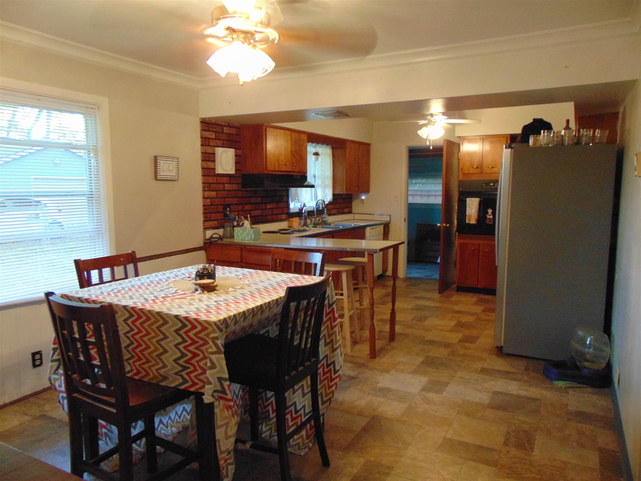 8501 East 650 S Road Selma, IN 47383 - Photo 6 of 25