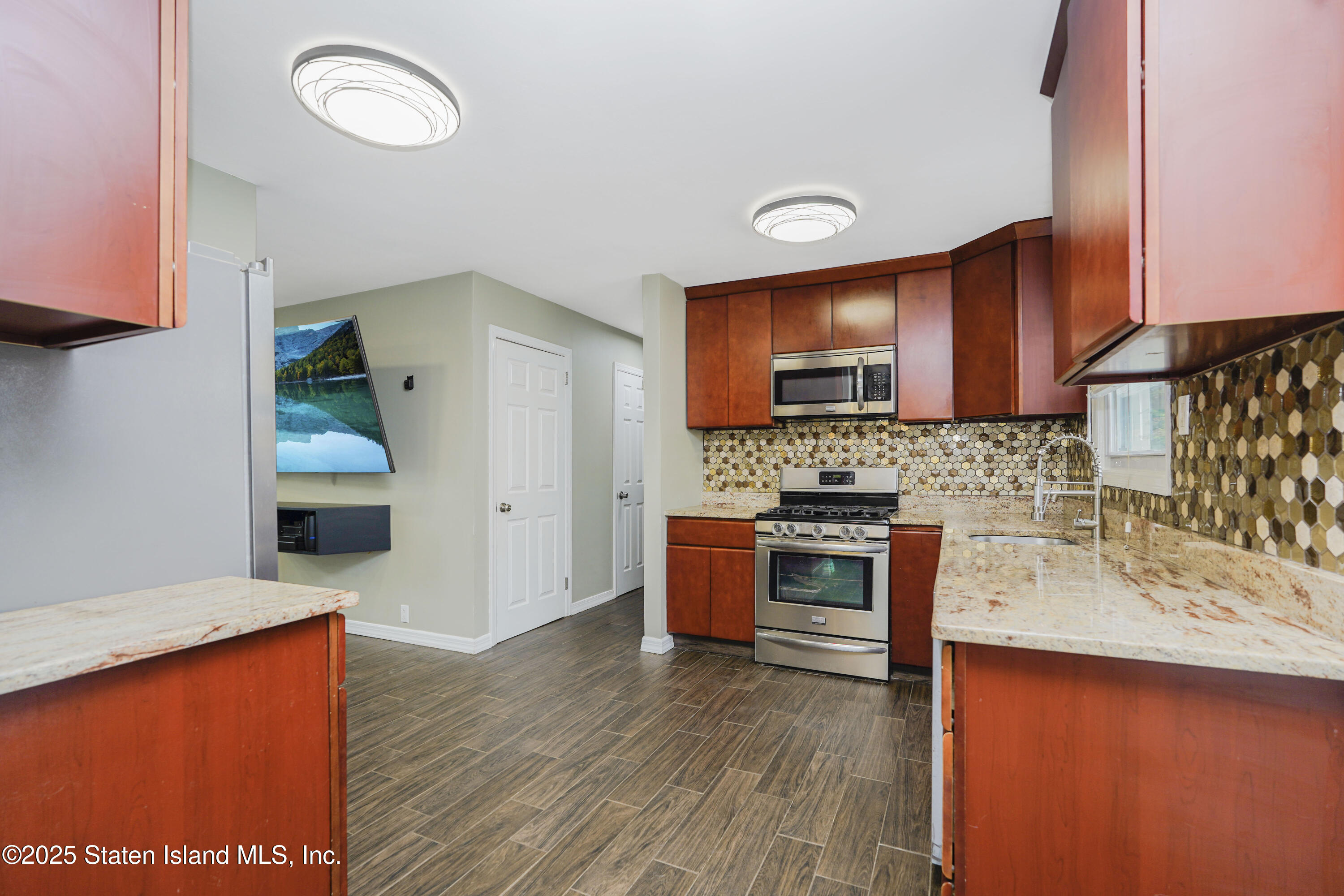 970 Annadale Road Staten Island, NY 10312 - Photo 13 of 47 Photo Jun 13 2025, 10 05 30 AM