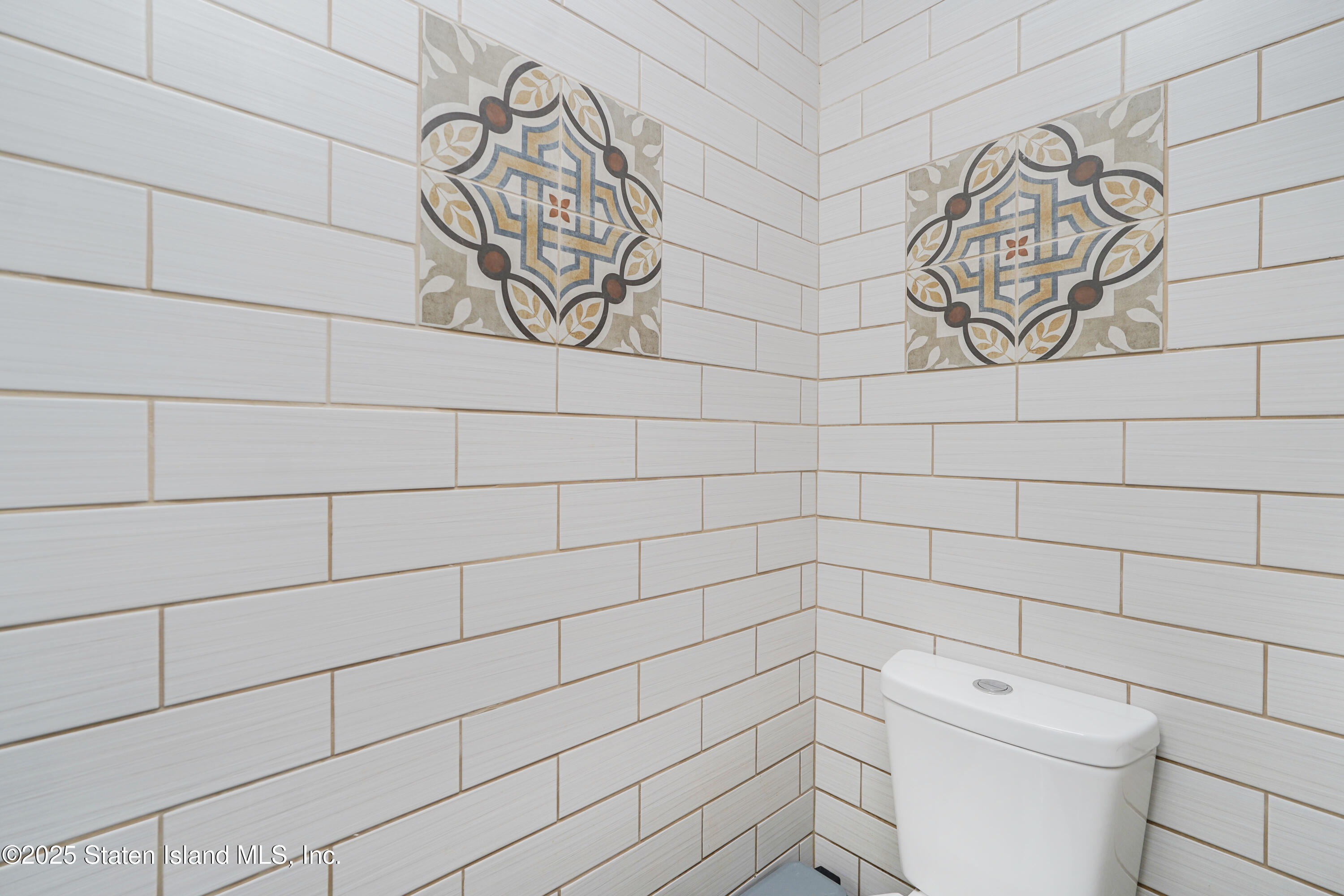 970 Annadale Road Staten Island, NY 10312 - Photo 18 of 47 Photo Jun 13 2025, 10 06 32 AM