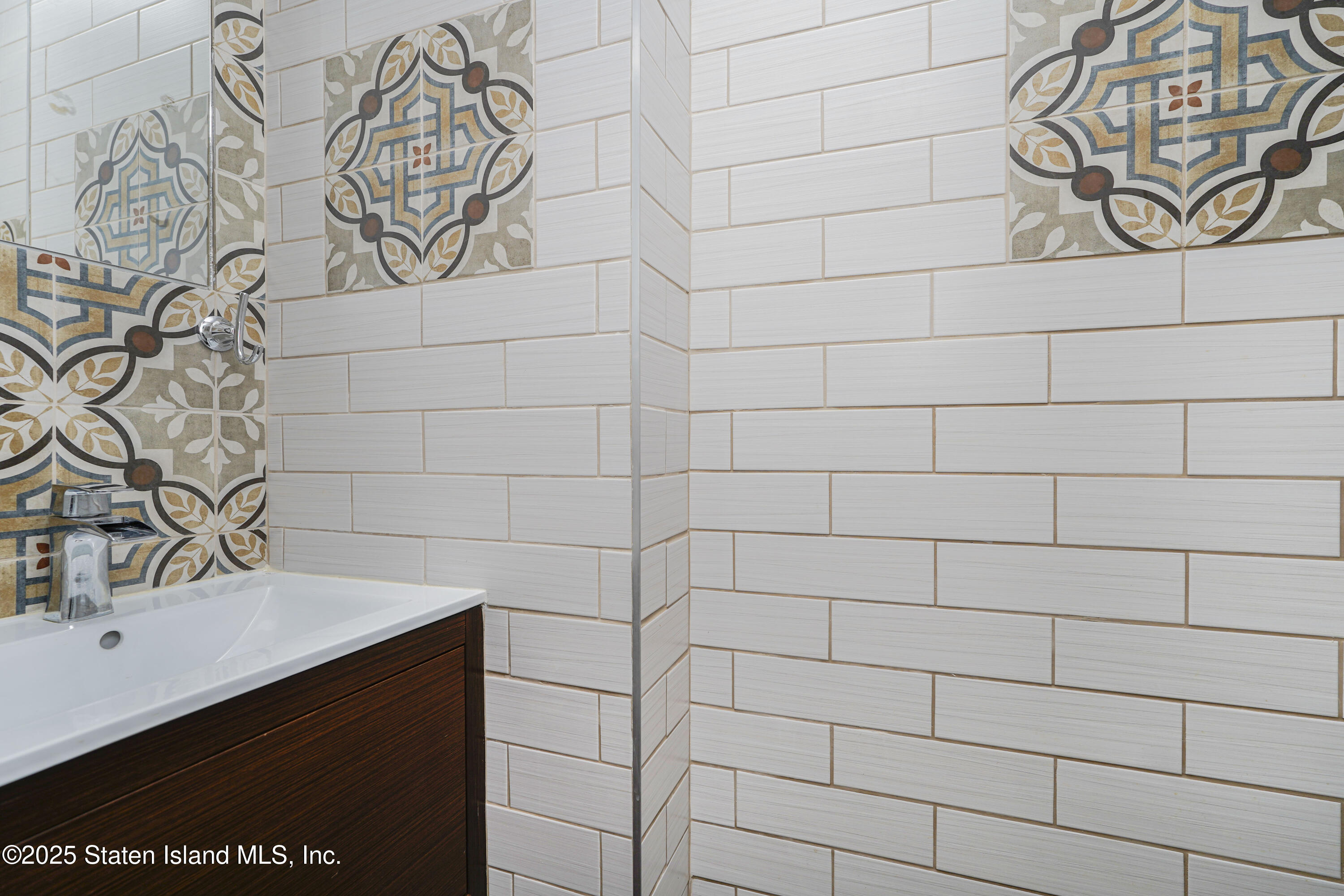 970 Annadale Road Staten Island, NY 10312 - Photo 19 of 47 Photo Jun 13 2025, 10 06 37 AM