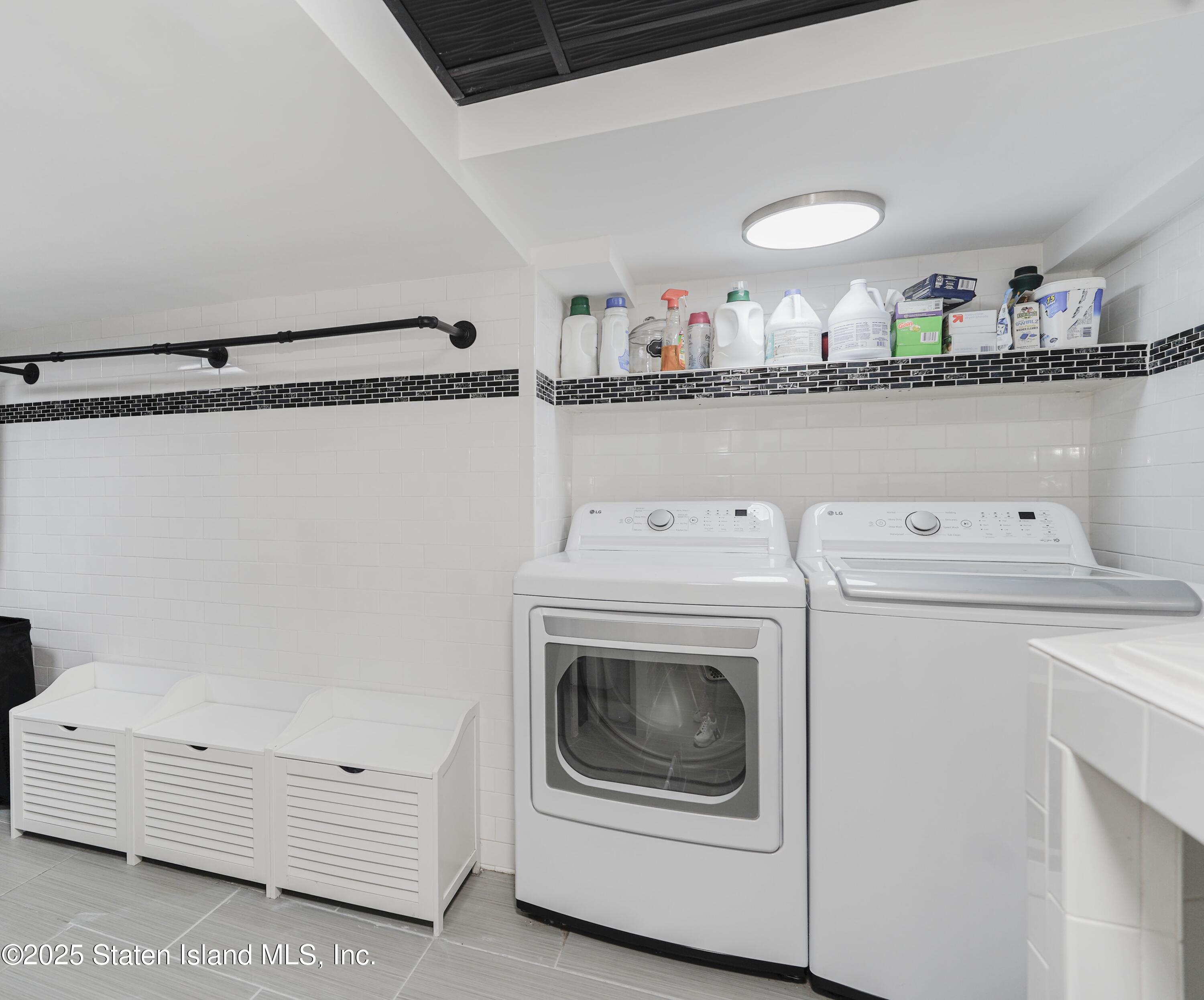 970 Annadale Road Staten Island, NY 10312 - Photo 29 of 47 Photo Jun 13 2025, 10 10 26 AM