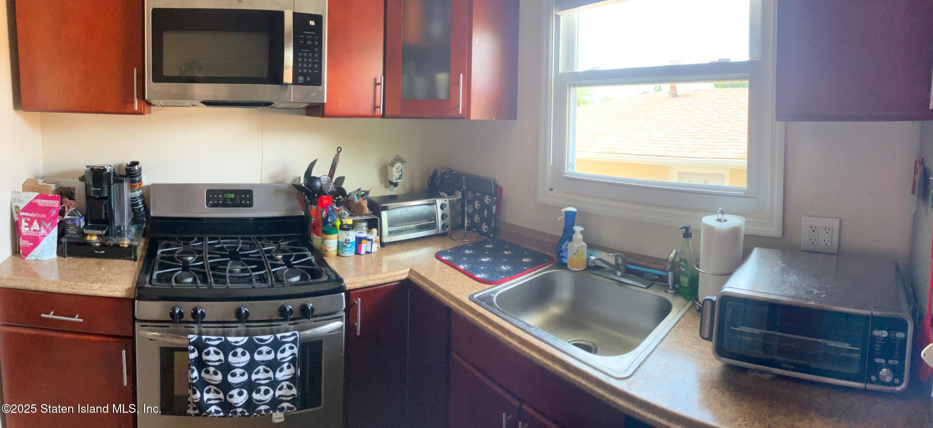 970 Annadale Road Staten Island, NY 10312 - Photo 35 of 47 IMG_3462