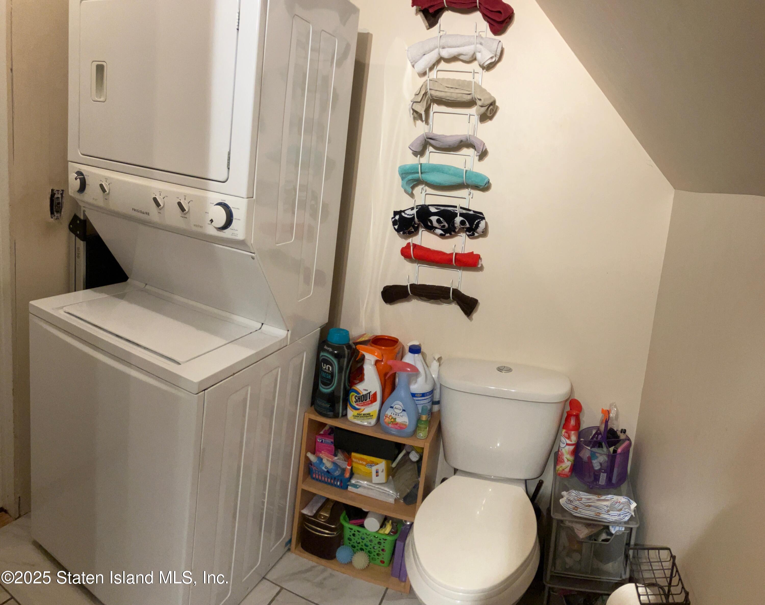 970 Annadale Road Staten Island, NY 10312 - Photo 36 of 47 IMG_3432