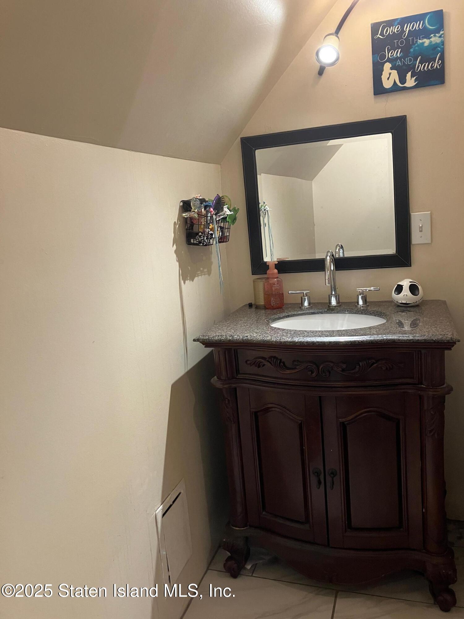 970 Annadale Road Staten Island, NY 10312 - Photo 45 of 47 IMG_3431