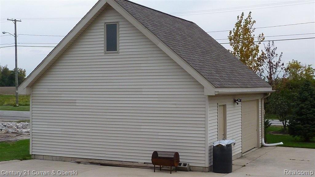 4564 Burke Road Newport, MI 48166 - Photo 4 of 13 2 Nd Garage 24 x 22.JPG
