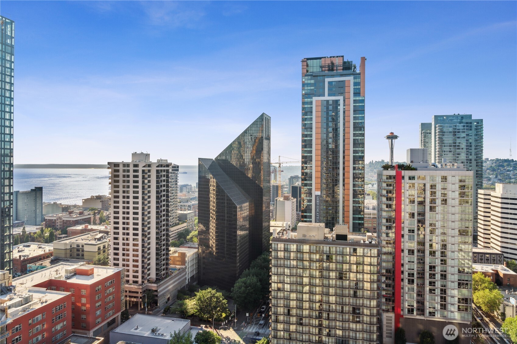 1920 4th Avenue, Unit 2301 Seattle, WA 98101 - Photo 28 of 40 a view of city with tall buildings