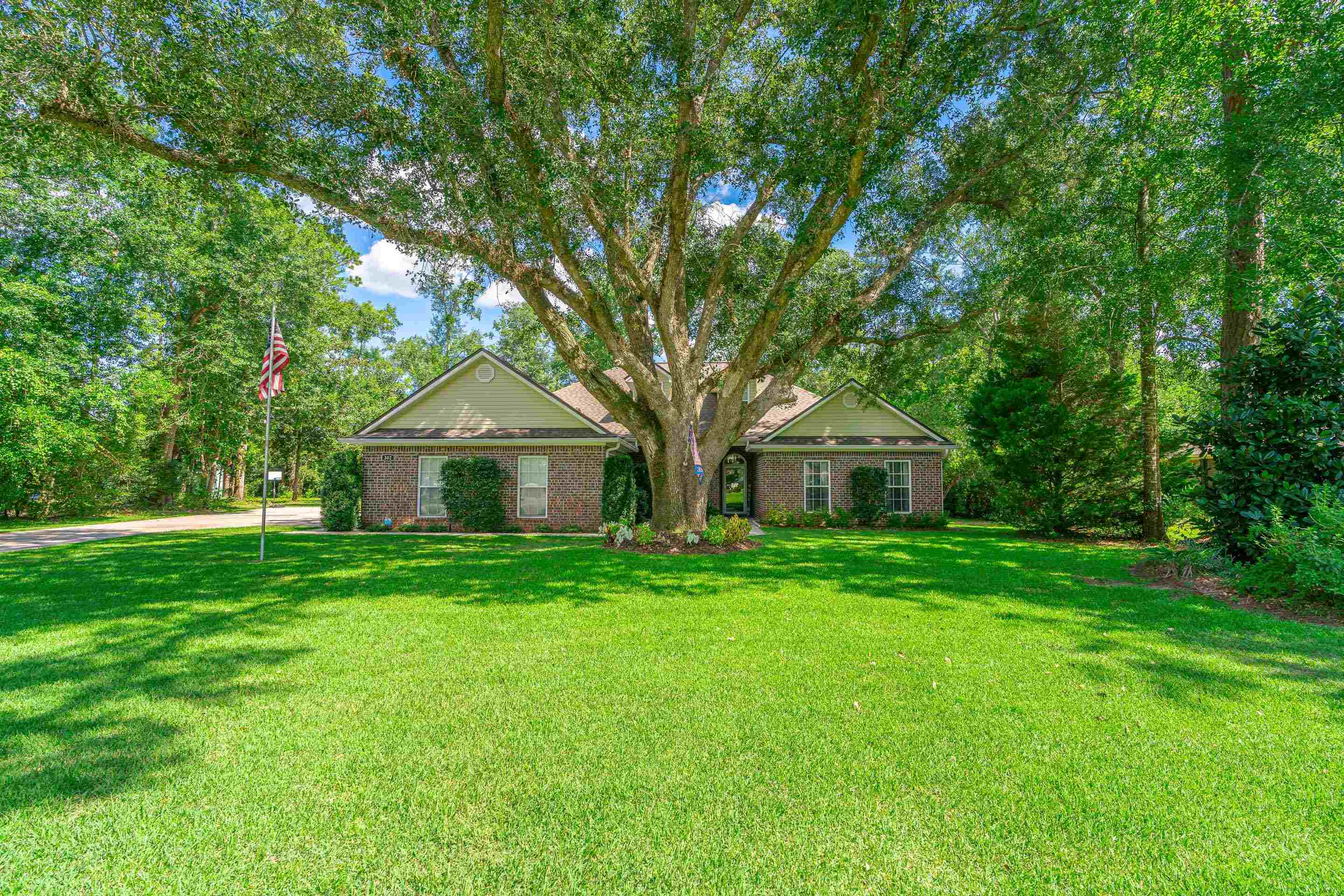 302 Bristol Way Foley, AL 36535 - Photo 45 of 51 Front Of Structure