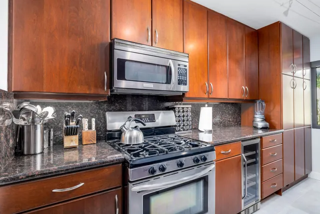 $10,000 | 1173 East Alejo Road, Palm Springs, CA 92262